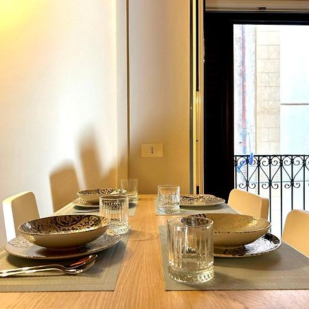 Triscele House - Corrieri Apartment Palermo Bagian luar foto