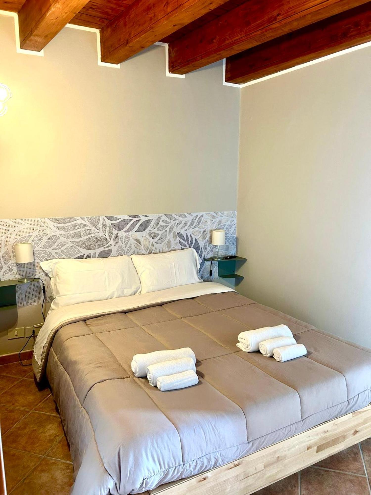 Triscele House - Corrieri Apartment Palermo Bagian luar foto