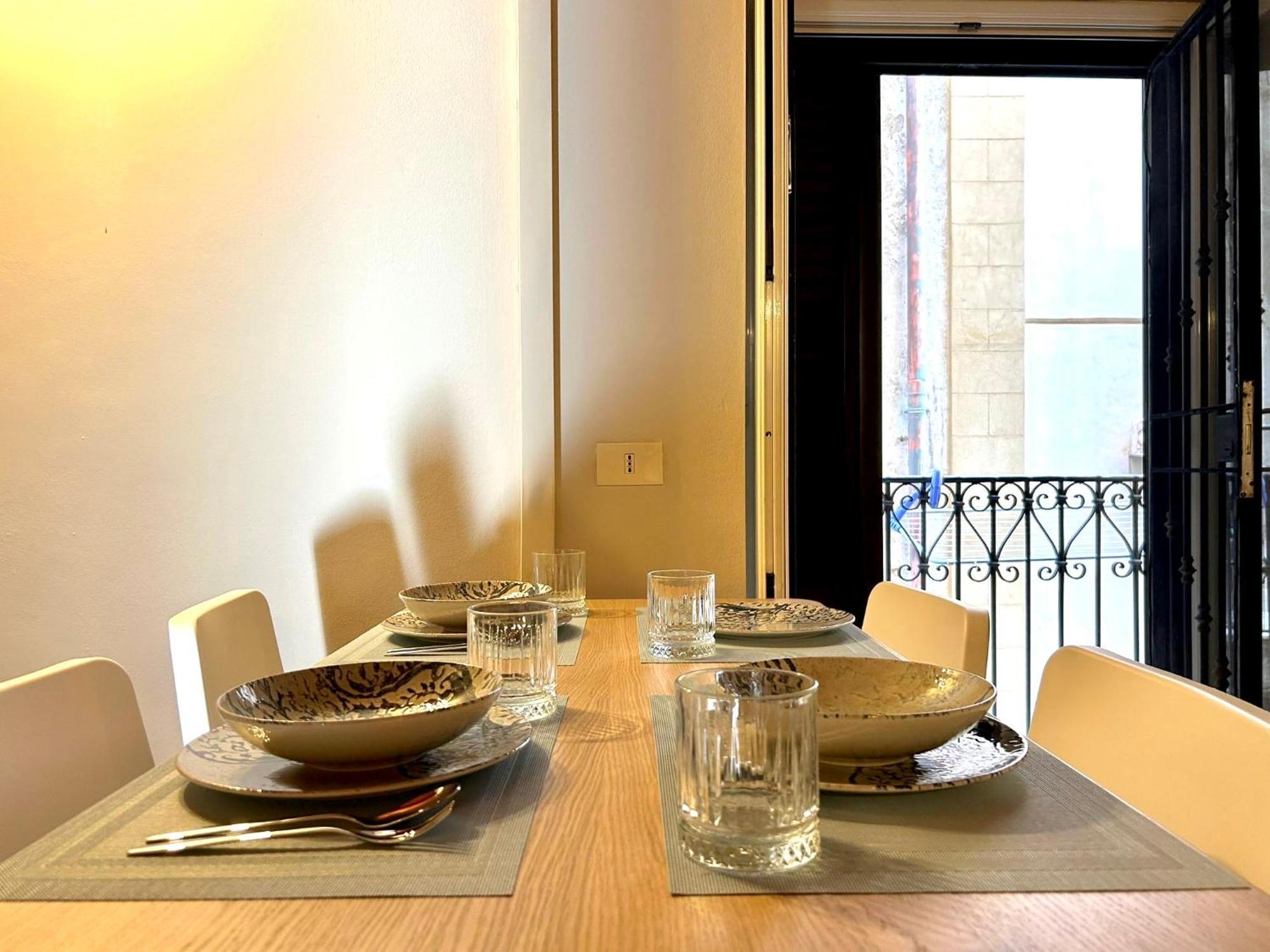 Triscele House - Corrieri Apartment Palermo Bagian luar foto