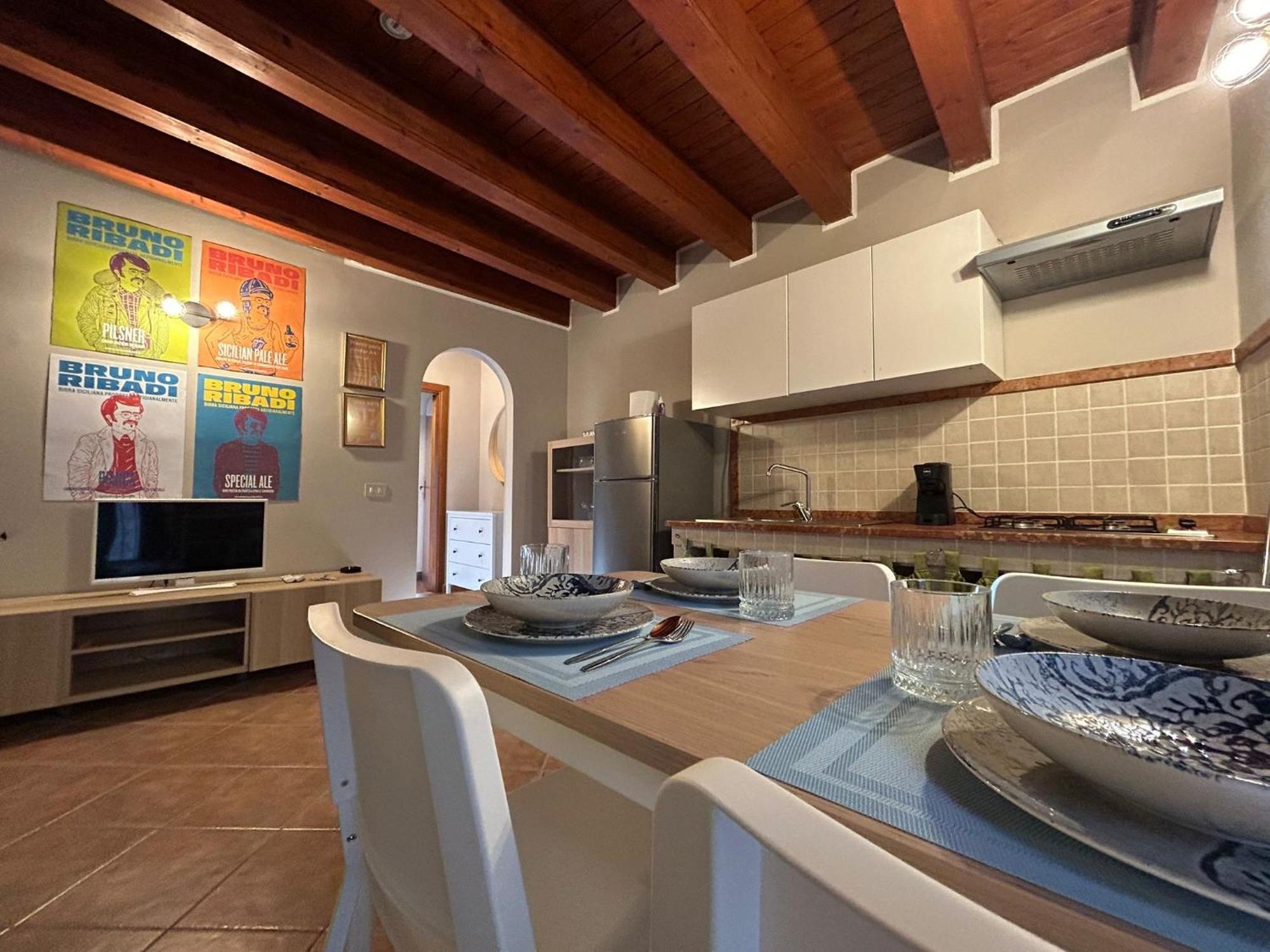 Triscele House - Corrieri Apartment Palermo Bagian luar foto