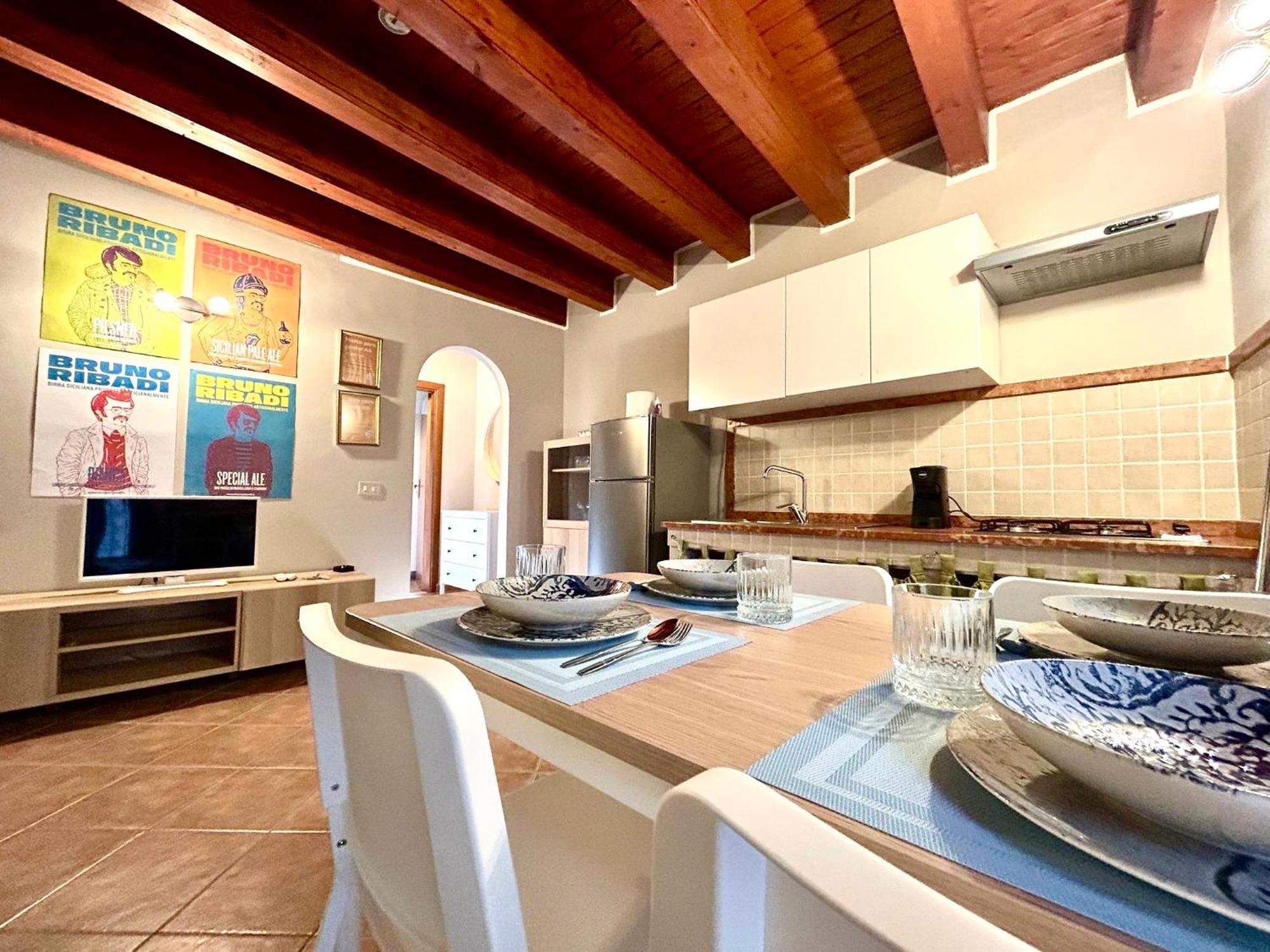 Triscele House - Corrieri Apartment Palermo Bagian luar foto